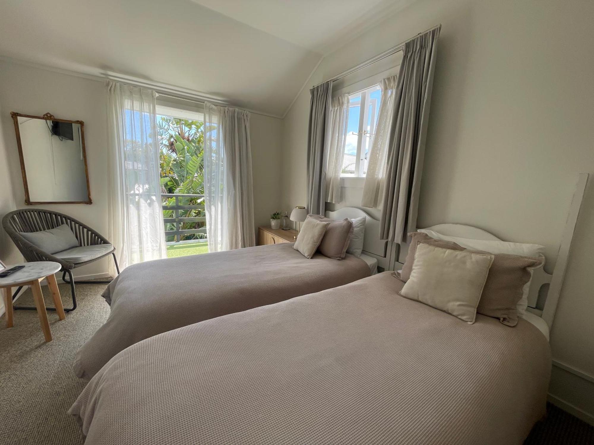 Bavaria Boutique Hotel Окленд Экстерьер фото