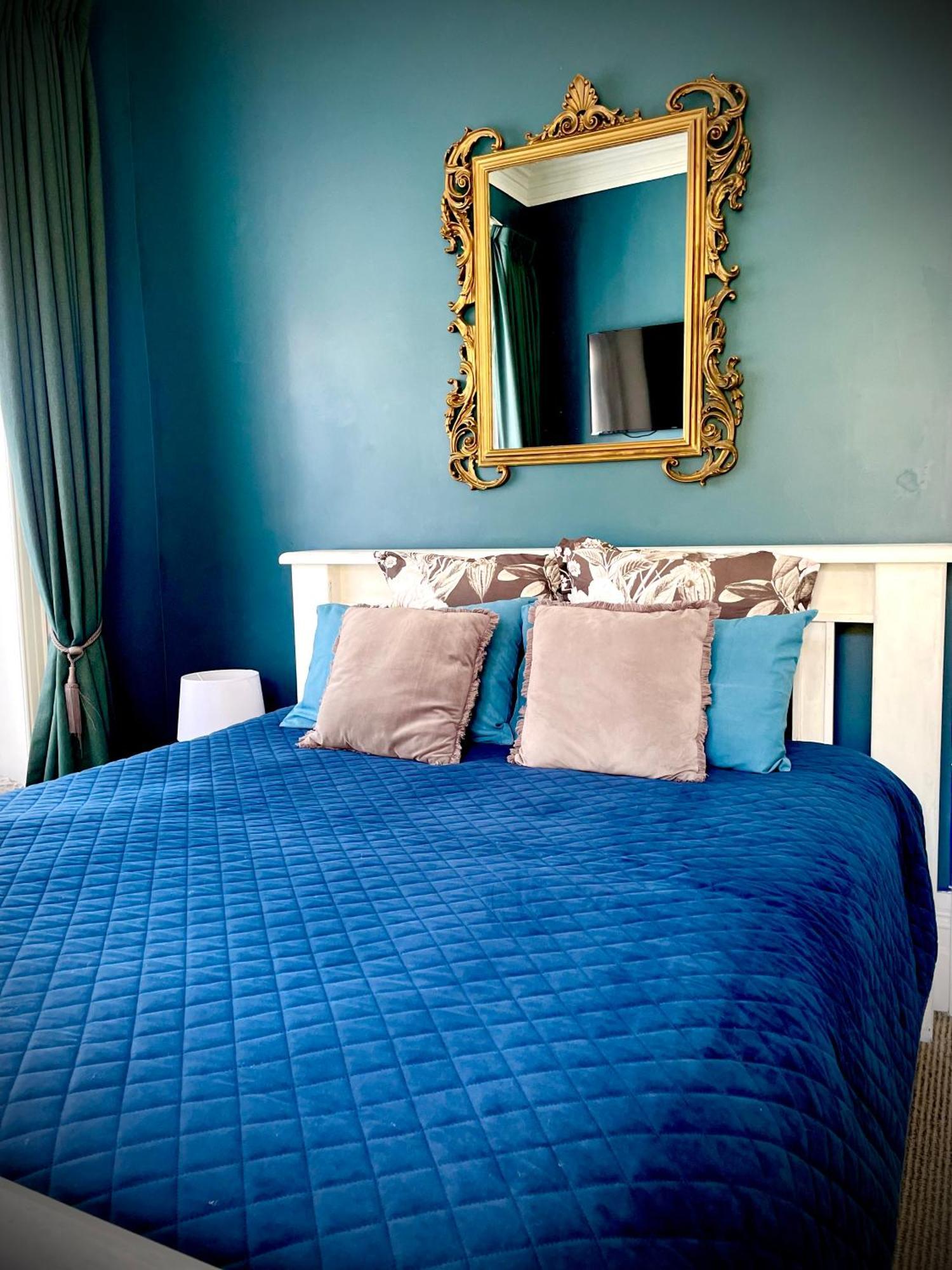 Bavaria Boutique Hotel Окленд Экстерьер фото